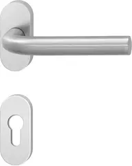 Fire protection fitting for narrow style doors