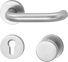 Fire protection fitting with panic handle for wide style doors