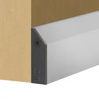 Planet KG-S schmal, seitlich geklebt auf Holztür