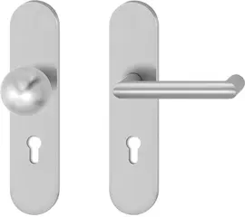 Garniture de sécurité pour portes pleines